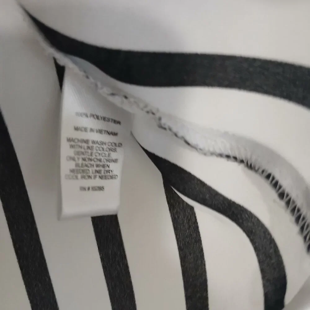 Express Portofino Shirt Women’s Medium Black White Stripe Button Front Blouse - Picture 7 of 8